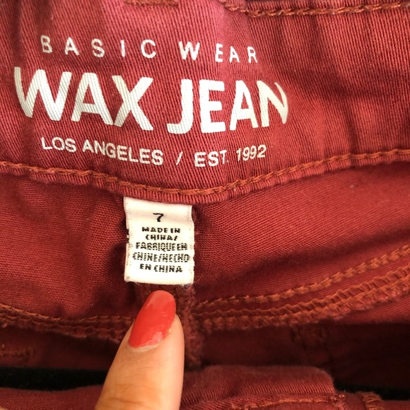 Red Jeans - Picture 2 of 4